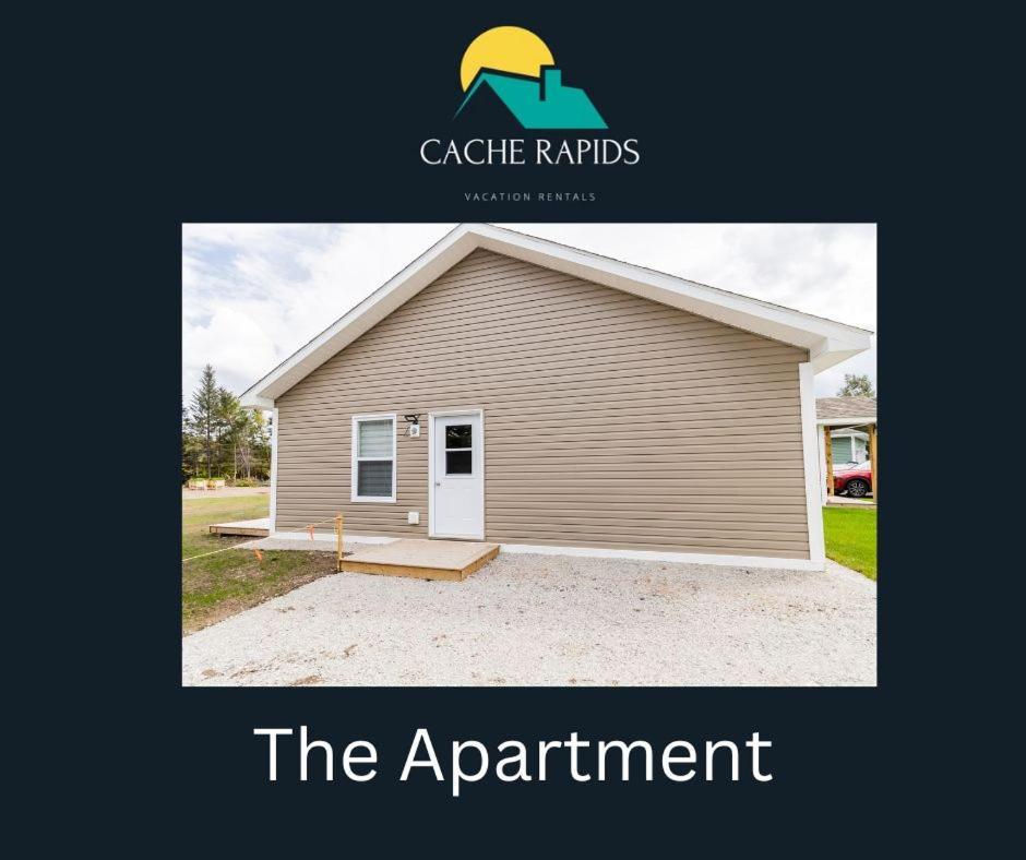 The Apartment Deer Lake Luaran gambar